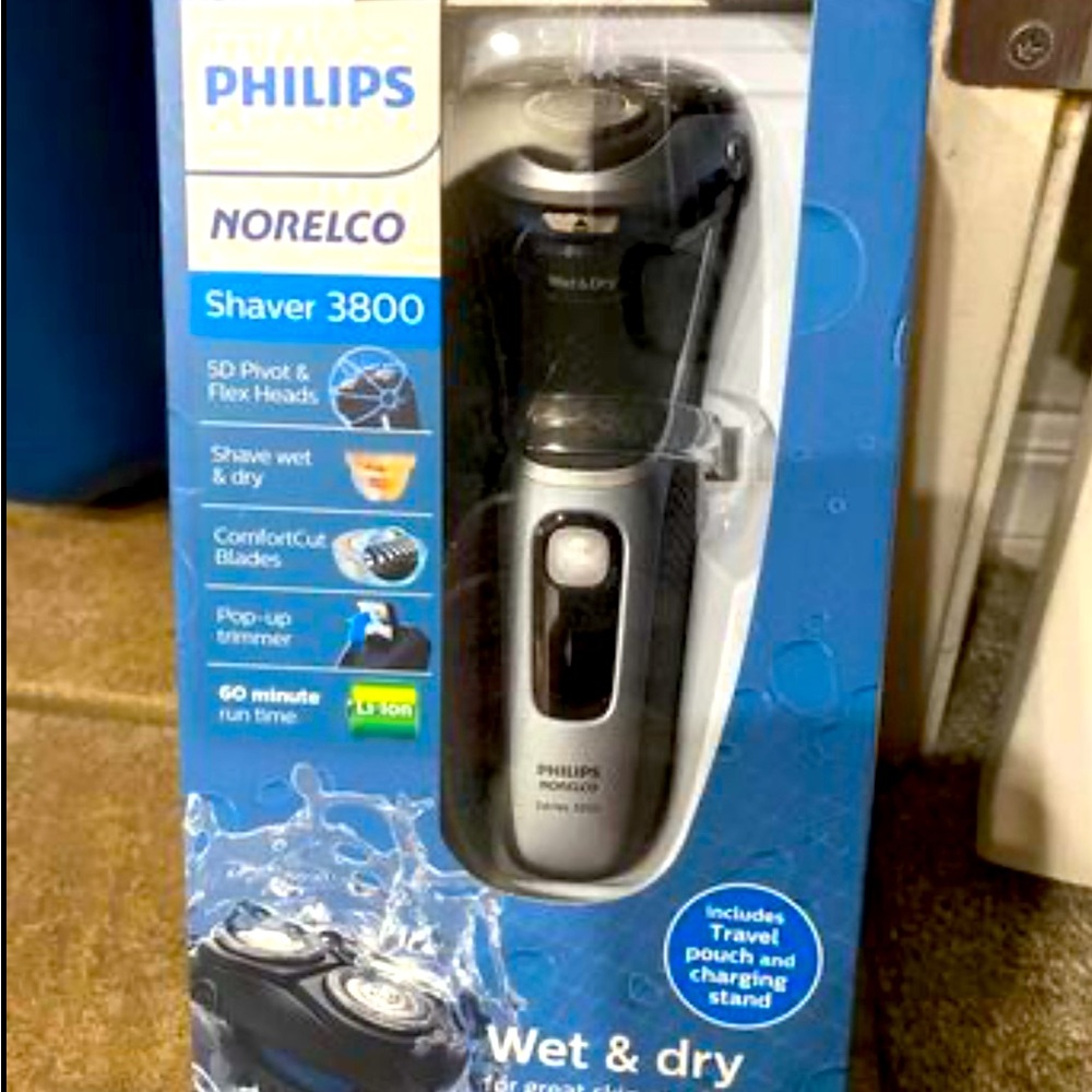 Philips Norelco Shaver 3800